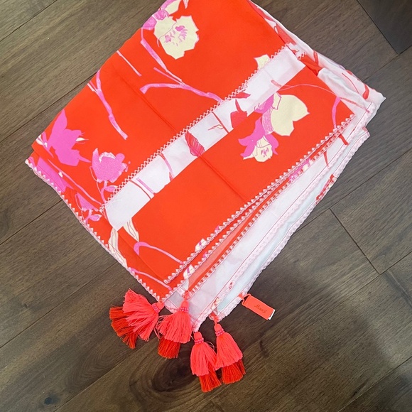 Maaji bathing suit sarong - Picture 1 of 3